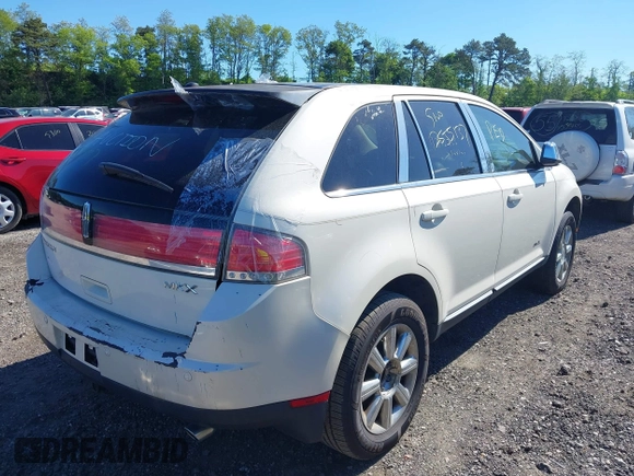2007 Lincoln MKX with VIN 2LMDU68C37BJ02232, listed as a IAAI auction lot 42305055 with Not provided miles and . Bid and sale history available at DreamBid. Image 4.