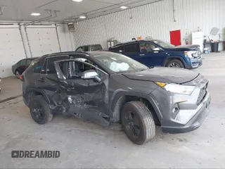 2020 Toyota RAV4 XLE with VIN 2T3P1RFV9LW136825, listed as a IAAI auction lot 41290003 with 40,056 mi miles and . Bid and sale history available at DreamBid. Image 1.