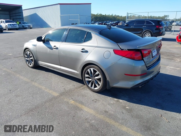 2015 Kia Optima SX Turbo with VIN 5XXGR4A66FG382167, listed as a IAAI auction lot 40951399 with 77,083 mi miles and . Bid and sale history available at DreamBid. Image 3.