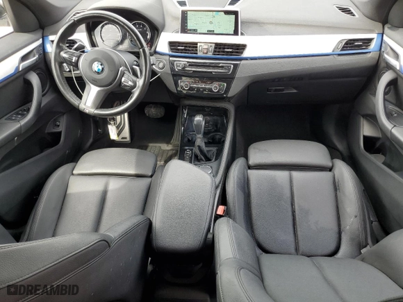 2019 BMW X1 sDrive28i with VIN WBXHU7C5XK5L11614, listed as a Copart auction lot 50400085 with 43,076 mi miles and Salvage Title. Bid and sale history available at carsss.com. Image 8.