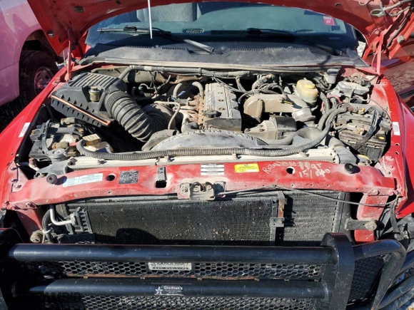 2001 Dodge Ram 2500 with VIN 1B7KC236X1J603433, listed as a Copart auction lot 86824874 with 204,906 mi miles and Salvage Title. Bid and sale history available at carsss.com. Image 12.
