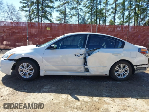 2012 Nissan Altima 2.5 S with VIN 1N4AL2AP4CN405309, listed as a IAAI auction lot 41718744 with 85,382 mi miles. Bid and sale history available at carsss.com. Image 6.