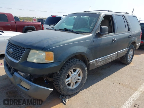 2004 Ford Expedition Special Service z VIN 1FMPU16L74LA65776, wystawiony jako IAAI lot #42318761 z przebiegiem 293 483 mil mil oraz . Historia ofert i sprzedaży dostępna na DreamBid. Obrazek 2.