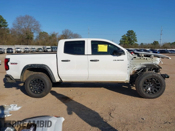 2023 Chevrolet Colorado 4WD Trail Boss with VIN 1GCPTEEK4P1229539, listed as a IAAI auction lot 41251782 with 45,027 mi miles. Bid and sale history available at carsss.com. Image 14.