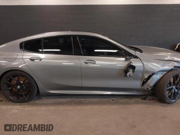 2024 BMW 8 Series 840i z VIN WBAGV4C07RCP08452, wystawiony jako IAAI lot #42195950 z przebiegiem 11 860 mil mil oraz . Historia ofert i sprzedaży dostępna na DreamBid. Obrazek 13.