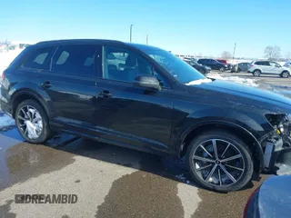 2022 Audi Q7 Premium Plus with VIN WA1LXBF75ND008145, listed as a IAAI auction lot 41724281 with 33,818 mi miles and . Bid and sale history available at DreamBid. Image 1.