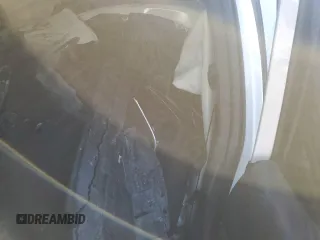 2021 Toyota Prius LE z VIN JTDL9MFU9M3022975, wystawiony jako Copart lot #53810615 z przebiegiem Nie podano mil oraz Nie do naprawy • Non repairable. Historia ofert i sprzedaży dostępna na DreamBid. Obrazek 10.