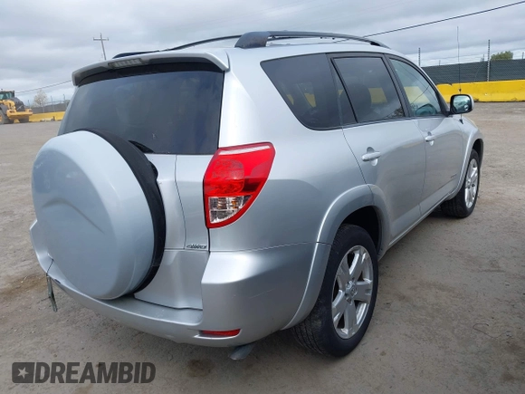 2007 Toyota RAV4 Sport with VIN JTMBK32V775022880, listed as a IAAI auction lot 41981703 with 197,494 mi miles. Bid and sale history available at carsss.com. Image 4.