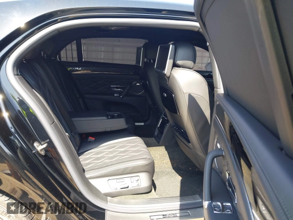 2016 Bentley Flying Spur с VIN SCBEC9ZA9GC053109, выставлен на аукционе IAAI как лот 42214384 с пробегом 15 193 миль миль и . История ставок и продаж доступна на DreamBid. Изображение 8.