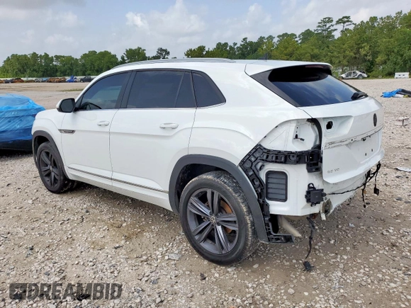 2021 Volkswagen Atlas SE z VIN 1V2PE2CA5MC207941, wystawiony jako Copart lot #62514845 z przebiegiem 98 446 mil mil oraz Czysty tytuł • Clean title. Historia ofert i sprzedaży dostępna na DreamBid. Obrazek 2.