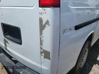 2010 Chevrolet Express Cargo with VIN 1GCZGFBA8A1153393, listed as a IAAI auction lot 42677832 with 159,087 mi miles and . Bid and sale history available at DreamBid. Image 16.