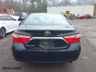 2015 Toyota Camry XLE with VIN 4T4BF1FK1FR515288, listed as a IAAI auction lot 41951737 with 74,471 mi miles. Bid and sale history available at carsss.com. Image 16.