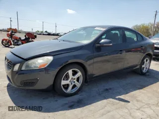 2013 Volvo S60 T5 with VIN YV1612FH6D2184820, listed as a Copart auction lot 52494705 with 116,602 mi miles and Clean Title. Bid and sale history available at carsss.com. Image 1.