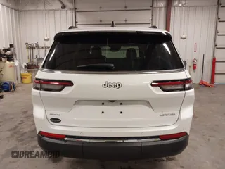 2024 Jeep Grand Cherokee Limited with VIN 1C4RJKBG1R8563129, listed as a IAAI auction lot 42289044 with 29,655 mi miles and . Bid and sale history available at DreamBid. Image 17.