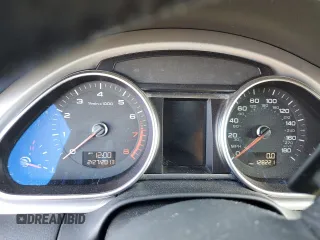 2015 Audi Q7 S line Prestige z VIN WA1DGAFE1FD017150, wystawiony jako Copart lot #67568584 z przebiegiem 128 221 mil mil oraz Szkoda całkowita • Salvage title. Historia ofert i sprzedaży dostępna na DreamBid. Obrazek 9.