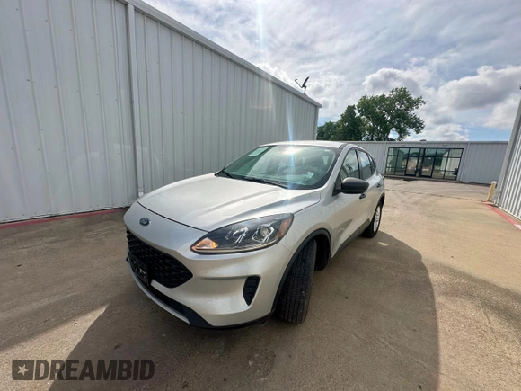 2020 Ford Escape S with VIN 1FMCU0F66LUB66867, listed as a Copart auction lot 61109925 with 119,891 mi miles and Clean title. Bid and sale history available at DreamBid. Image 2.