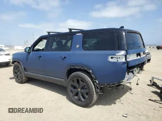 2023 Rivian R1S Adventure z VIN 7PDSGBBA5PN024306, wystawiony jako Copart lot #53980375 z przebiegiem 10 389 mil mil oraz Szkoda całkowita • Salvage title. Historia ofert i sprzedaży dostępna na DreamBid. Obrazek 2.