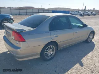 2005 Honda Civic Sdn EX with VIN 2HGES26715H557911, listed as a IAAI auction lot 41784208 with 208,082 mi miles. Bid and sale history available at carsss.com. Image 4.