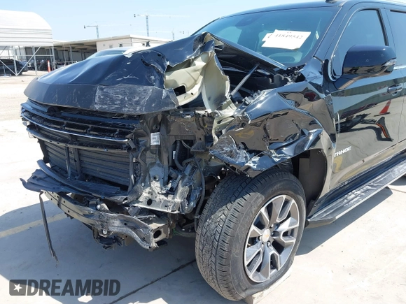 2024 Chevrolet Tahoe LT with VIN 1GNSCNKD7RR374098, listed as a IAAI auction lot 41849542 with 7,227 mi miles and . Bid and sale history available at DreamBid. Image 6.