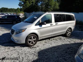 2016 Mercedes-Benz Metris Passenger Van with VIN WD4PG2EE6G3060650, listed as a Copart auction lot 67697134 with 161,410 mi miles and Clean Title. Bid and sale history available at carsss.com. Image 1.