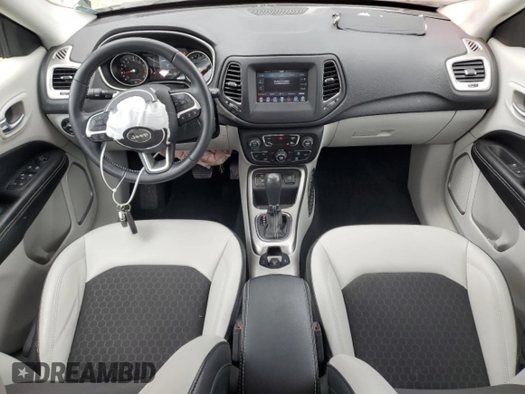2019 Jeep Compass Latitude с VIN 3C4NJCBB8KT749475, выставлен на аукционе Copart как лот 57712415 с пробегом 43 119 миль миль и Списание • Salvage title. История ставок и продаж доступна на DreamBid. Изображение 8.