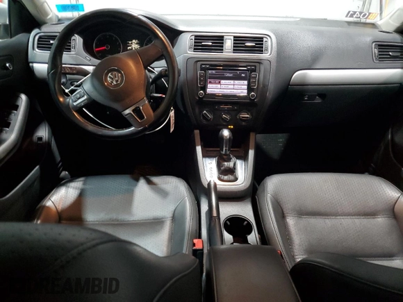 2013 Volkswagen Jetta SE с VIN 3VWDX7AJ4DM359557, выставлен на аукционе Copart как лот 52078505 с пробегом 146 339 миль миль и Списание • Salvage title. История ставок и продаж доступна на DreamBid. Изображение 8.