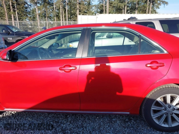 2014 Toyota Camry L with VIN 4T4BF1FK7ER356016, listed as a IAAI auction lot 41997772 with 124,962 mi miles. Bid and sale history available at carsss.com. Image 14.
