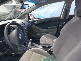 2015 Kia Forte LX with VIN KNAFX4A69F5279165, listed as a IAAI auction lot 42020060 with 1 mi miles. Bid and sale history available at carsss.com. Image 12.