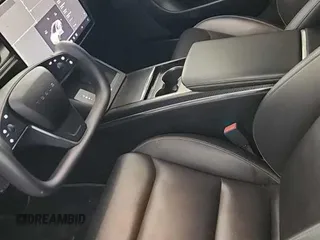 2021 Tesla Model S Plaid с VIN 5YJSA1E62MF438292, выставлен на аукционе Copart как лот 43340495 с пробегом 11 795 миль миль и Чистый • Clean title. История ставок и продаж доступна на DreamBid. Изображение 5.
