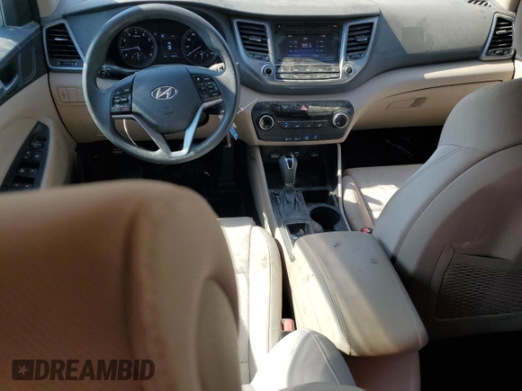 2016 Hyundai Tucson SE z VIN KM8J23A46GU136701, wystawiony jako Copart lot #76673144 z przebiegiem 80 257 mil mil oraz Szkoda całkowita • Salvage title. Historia ofert i sprzedaży dostępna na DreamBid. Obrazek 8.