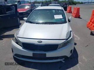 2017 Kia Forte LX with VIN 3KPFL4A70HE008347, listed as a IAAI auction lot 42028615 with 1 mi miles. Bid and sale history available at carsss.com. Image 11.