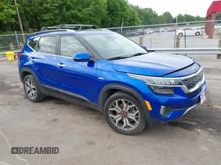 2021 Kia Seltos SX with VIN KNDETCA29M7083021, listed as a IAAI auction lot 42200943 with 77,803 mi miles and . Bid and sale history available at DreamBid. Image 1.