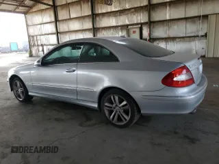 2007 Mercedes-Benz CLK 350 with VIN WDBTJ56H27F229550, listed as a Copart auction lot 82446174 with 152,265 mi miles and Clean Title. Bid and sale history available at DreamBid. Image 2.