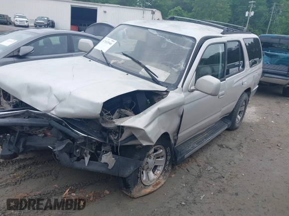 2000 Toyota 4Runner SR5 с VIN JT3GN86R1Y0139431, выставлен на аукционе IAAI как лот 42103546 с пробегом 376 600 миль миль и . История ставок и продаж доступна на DreamBid. Изображение 17.