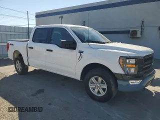 2022 Ford F-150 XL with VIN 1FTEW1EB9NKE67725, listed as a Copart auction lot 82253604 with 14,760 mi miles and Salvage Title. Bid and sale history available at carsss.com. Image 4.