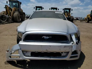 2013 Ford Mustang V6 with VIN 1ZVBP8AM3D5214085, listed as a Copart auction lot 56523095 with 165,050 mi miles and Salvage title. Bid and sale history available at DreamBid. Image 5.