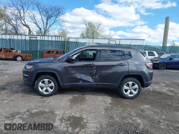 2019 Jeep Compass Latitude z VIN 3C4NJDBB3KT849487, wystawiony jako IAAI lot #41996602 z przebiegiem 45 138 mil mil oraz . Historia ofert i sprzedaży dostępna na DreamBid. Obrazek 14.