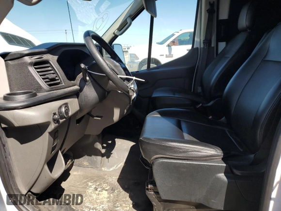 2023 Ford Transit Cargo z VIN 1FTBR1X88PKB17758, wystawiony jako Copart lot #48182245 z przebiegiem 25 760 mil mil oraz Czysty tytuł • Clean title. Historia ofert i sprzedaży dostępna na DreamBid. Obrazek 7.