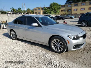 2017 BMW 3 Series 320i z VIN WBA8E1G51HNU13536, wystawiony jako Copart lot #56776245 z przebiegiem 78 809 mil mil oraz Szkoda całkowita • Salvage title. Historia ofert i sprzedaży dostępna na DreamBid. Obrazek 4.