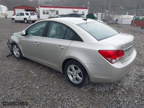 2014 Chevrolet Cruze 1LT with VIN 1G1PC5SB4E7471450, listed as a IAAI auction lot 41947965 with 99,352 mi miles. Bid and sale history available at carsss.com. Image 3.