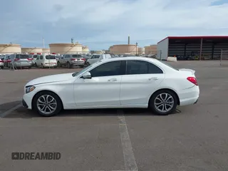 2018 Mercedes-Benz C 300 with VIN 55SWF4JB2JU258957, listed as a IAAI auction lot 42058233 with 61,788 mi miles and . Bid and sale history available at DreamBid. Image 14.