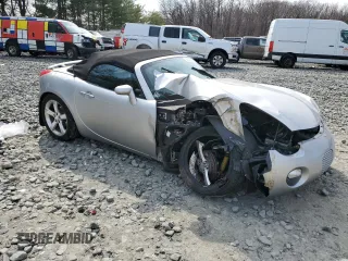 2006 Pontiac Solstice z VIN 1G2MB33B96Y104138, wystawiony jako Copart lot #48909975 z przebiegiem Nie podano mil oraz Szkody całkowita. Historia ofert i sprzedaży dostępna na DreamBid. Obrazek 4.
