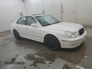 2004 Hyundai Sonata GLS with VIN KMHWF35H74A946133, listed as a Copart auction lot 48028595 with 175,589 mi miles and Salvage Title. Bid and sale history available at carsss.com. Image 4.