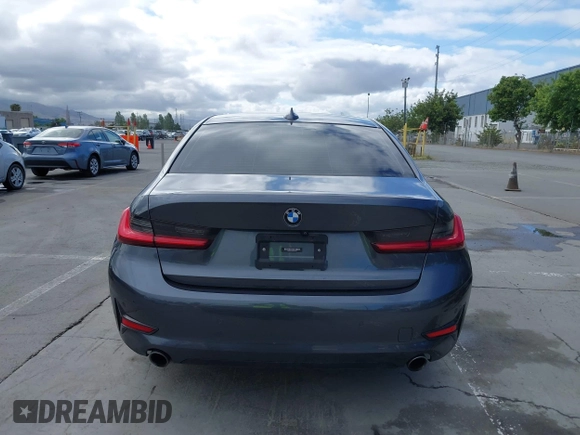 2021 BMW 3 Series 330i z VIN 3MW5R1J03M8B78350, wystawiony jako IAAI lot #42255695 z przebiegiem 49 158 mil mil oraz . Historia ofert i sprzedaży dostępna na DreamBid. Obrazek 16.