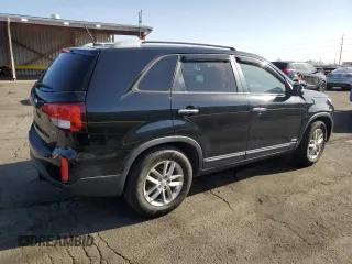 2015 Kia Sorento LX with VIN 5XYKTCA63FG607646, listed as a Copart auction lot 52116445 with Not Provided miles and Non Repairable. Bid and sale history available at DreamBid. Image 3.