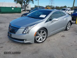 2016 Cadillac ELR z VIN 1G6RL1E41GU136319, wystawiony jako IAAI lot #41419125 z przebiegiem 71 573 mil mil oraz . Historia ofert i sprzedaży dostępna na DreamBid. Obrazek 2.
