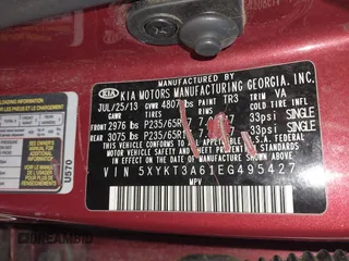 2014 Kia Sorento LX z VIN 5XYKT3A61EG495427, wystawiony jako IAAI lot #41851611 z przebiegiem 214 960 mil mil oraz . Historia ofert i sprzedaży dostępna na DreamBid. Obrazek 9.