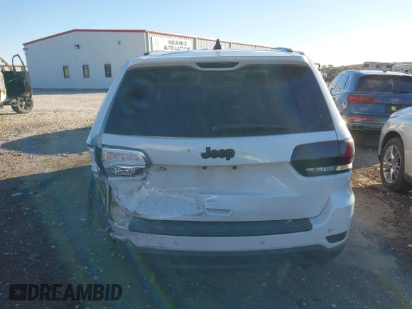 2017 Jeep Grand Cherokee Laredo with VIN 1C4RJEAG1HC903264, listed as a IAAI auction lot 40606675 with 144,106 mi miles. Bid and sale history available at carsss.com. Image 17.
