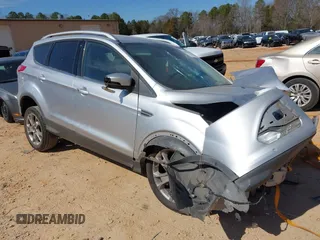 2015 Ford Escape Titanium with VIN 1FMCU0JX2FUB70760, listed as a IAAI auction lot 41649089 with 1 mi miles. Bid and sale history available at carsss.com. Image 1.