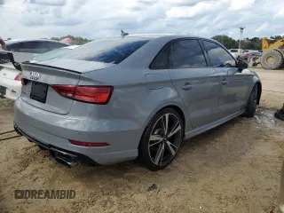 2018 Audi RS 3 z VIN WUABWGFF2J1903261, wystawiony jako Copart lot #73920914 z przebiegiem 49 742 mil mil oraz Nie do naprawy • Non repairable. Historia ofert i sprzedaży dostępna na DreamBid. Obrazek 3.
